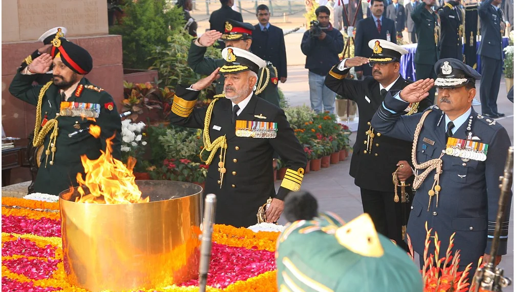 Indian Armed Forces II Why Indian Army, Navy and Airforce have different Salutes